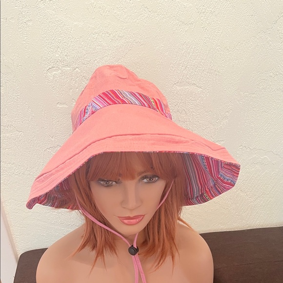Vintage Fashion Light Weight Sun Hat Accessories - #1622**Pink Reversible Sun Hat with Striped Trim